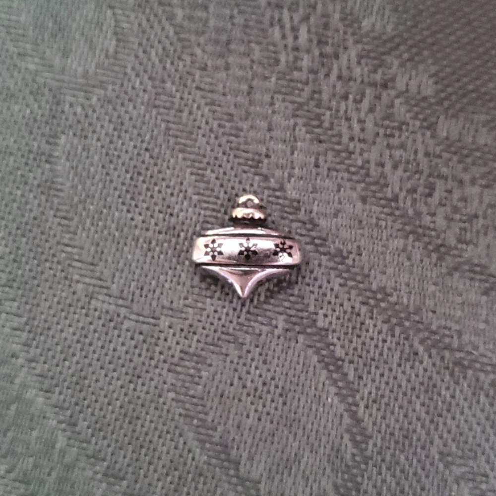 Origami owl bulb ornament charm